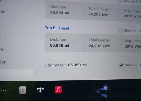 2018 Tesla Model 3 Long Range/Mid Range from USA, damaged, VIN 5YJ3E1EA3JF019960